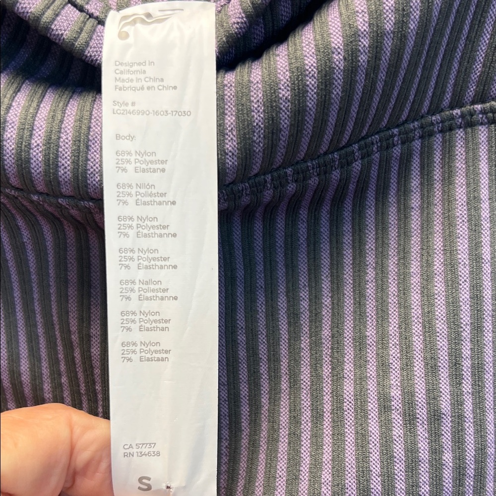 Woman's Fabletics Ribbed Leggings - Picture 3 of 11